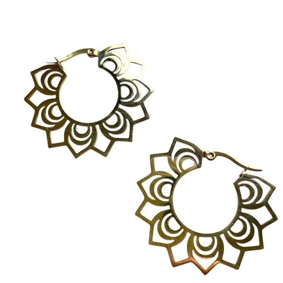 Stainless Steel Lotus Flower Hoop Earrings Boho - Picture 3 of 8